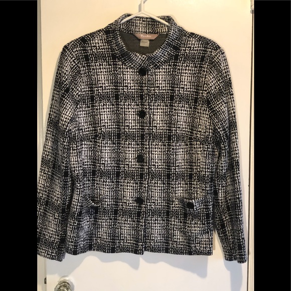 Stretchy & Soft Jacket 🎈2 for $15 🎈 - Picture 1 of 8